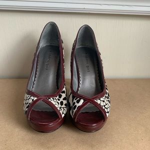 Madden Girl women’s heels, sz 6.5, maroon/black/white